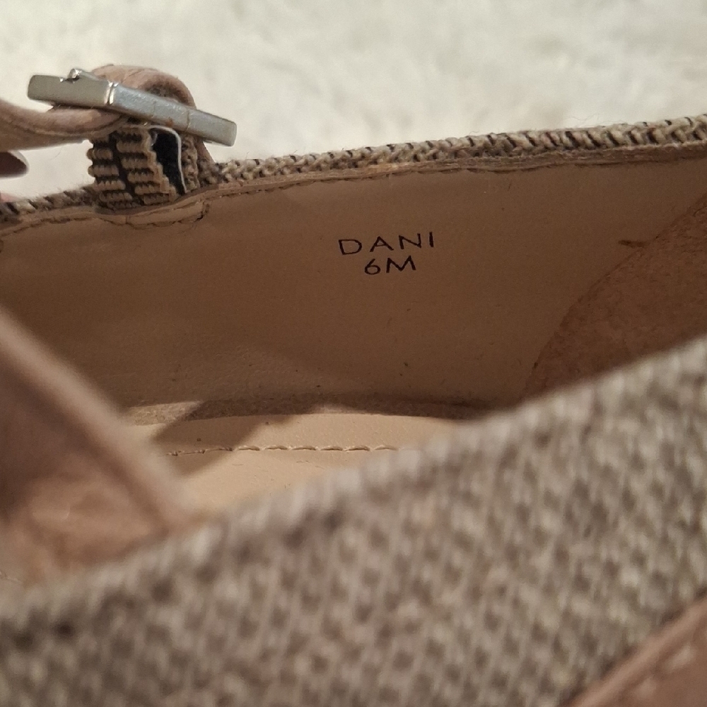 Tahari Tan Suede Mary Jane Heels - Picture 5 of 9